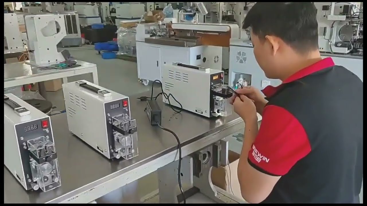 Portable Industrial Wire Stripping Machine | Easy-Carry Electrical Wire Peeler